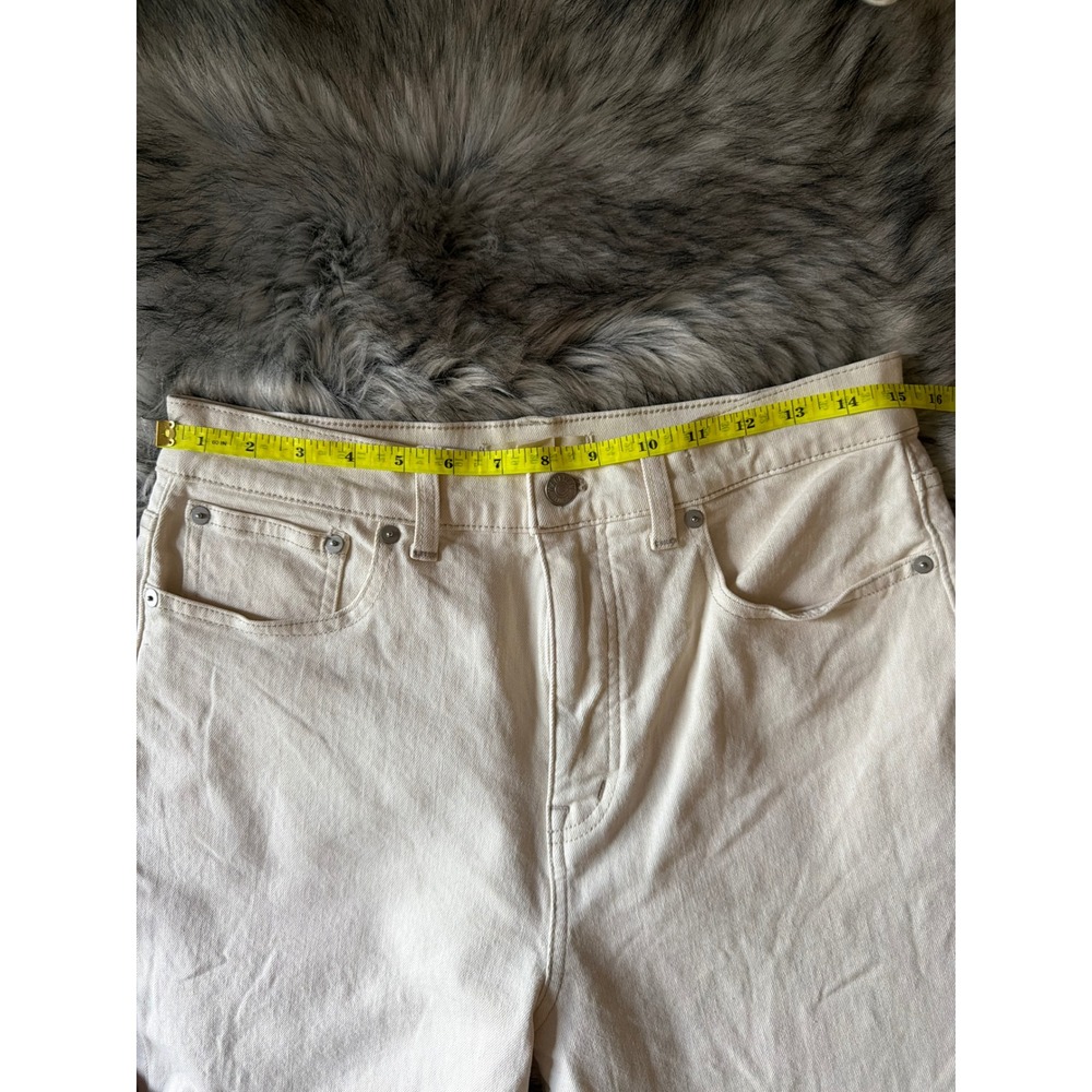 Madewell Straight-Leg Jeans in Off-White - Picture 6 of 10